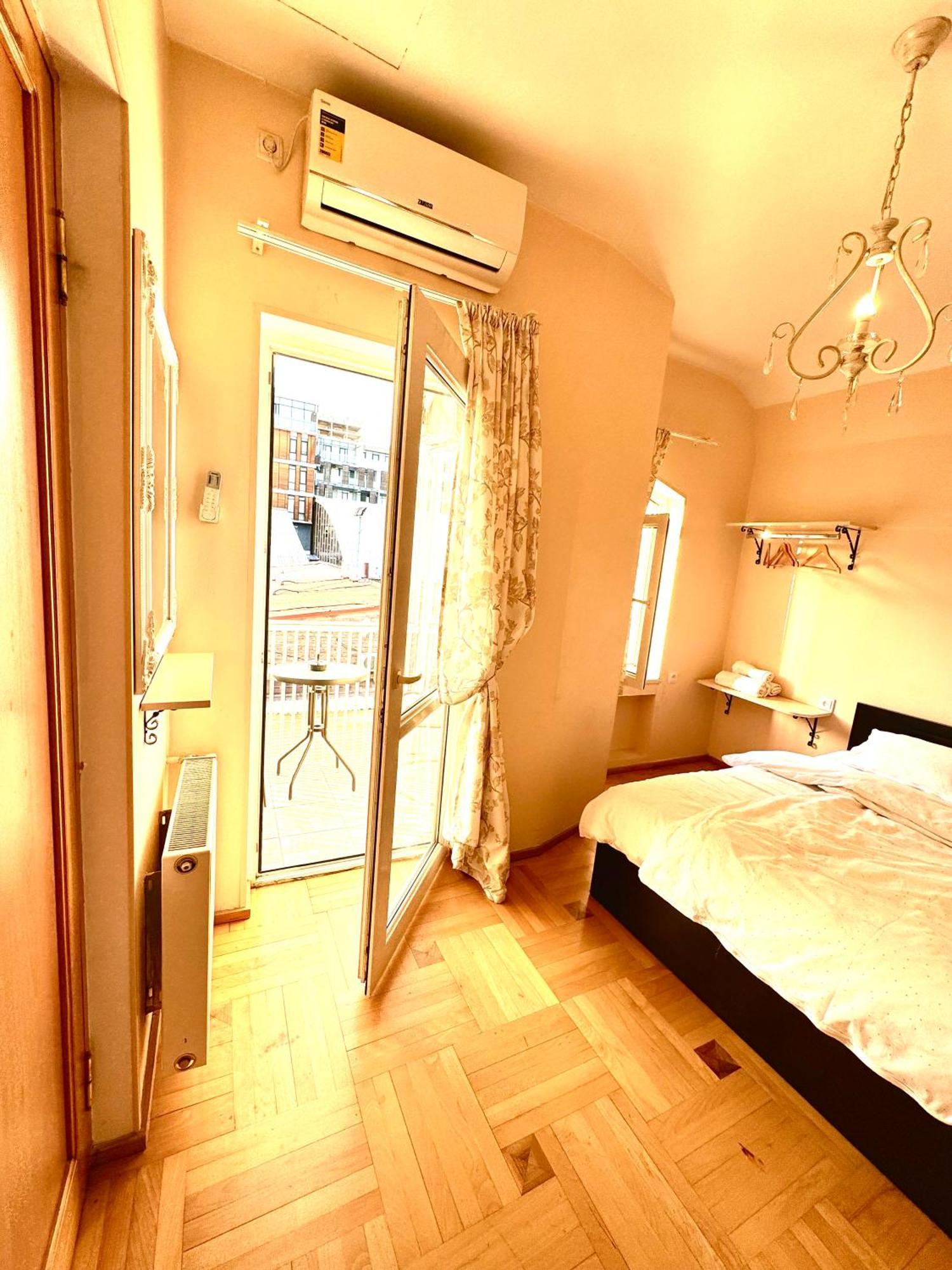 Sky Guest House Tiflis Exterior foto